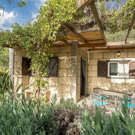 Casitas En El Paraiso Nyaraló