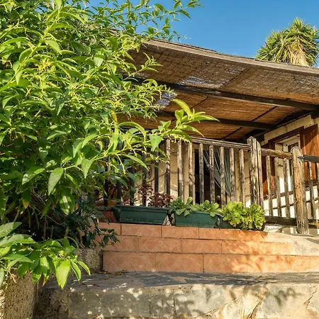 Casitas En El Paraiso カンデラリア